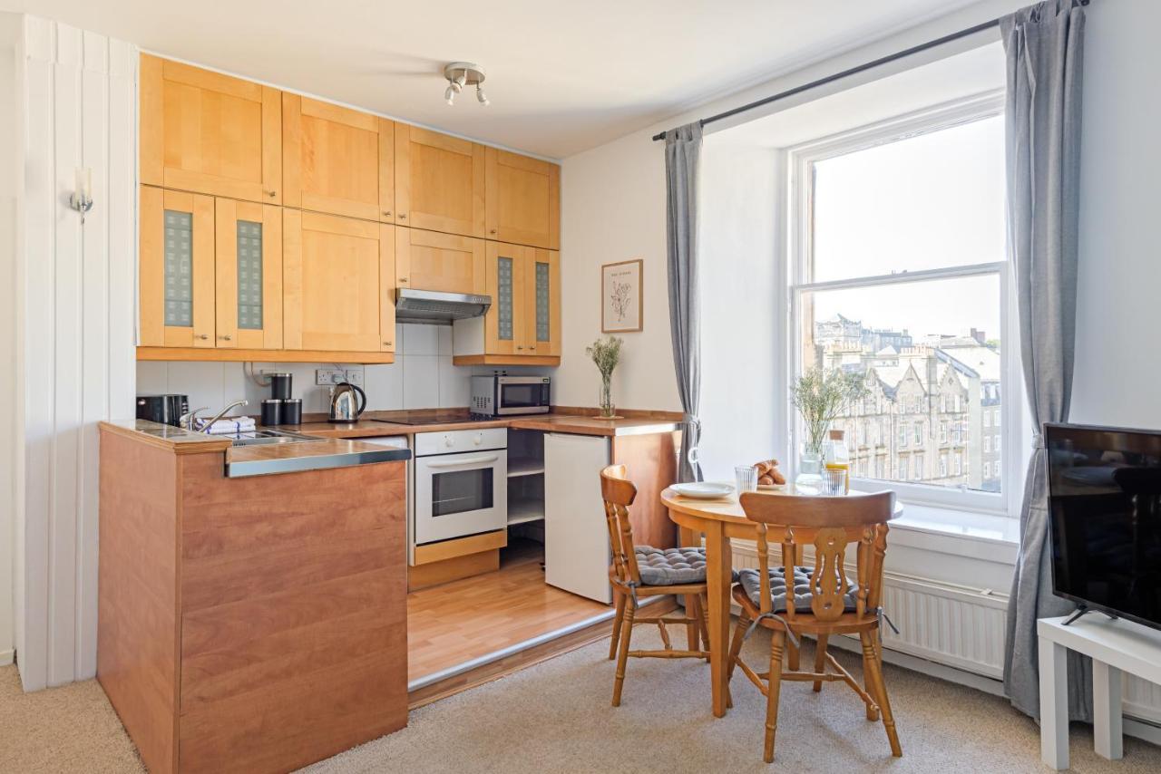The West Bow View Apartment Эдинбург Экстерьер фото